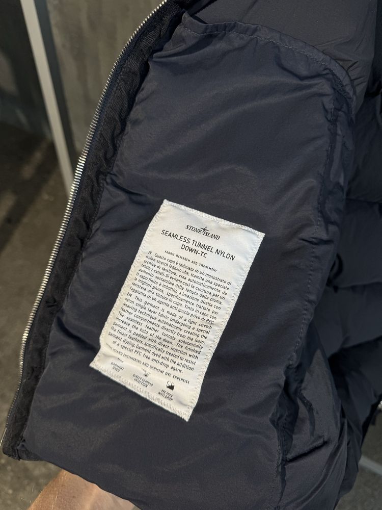 Пуховик Stone Island Seamless Tunnel Nylon Down-TC