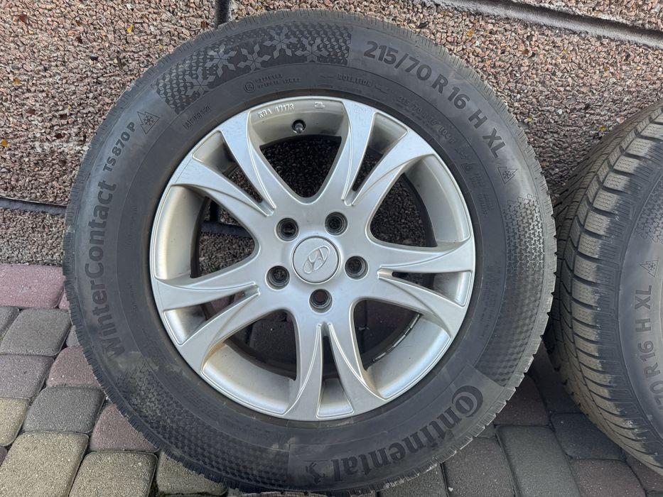 Колеса в зборі Шини з Дисками Hyundai ix35 215x70R16 зимові