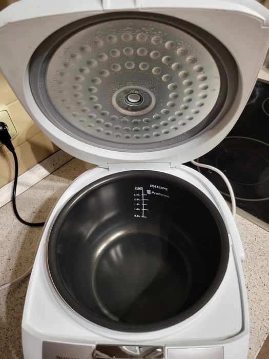 Мультиварка Philips HD3136