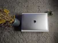 MacBook pro m1 8/256 stan idealny kondycja baterii 92%