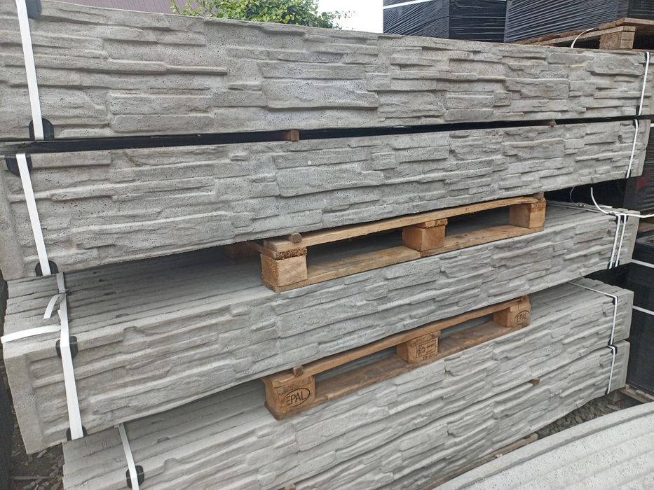 Panele ogrodzeniowe, słupki ogrodzeniowe, podmurówka betonowa