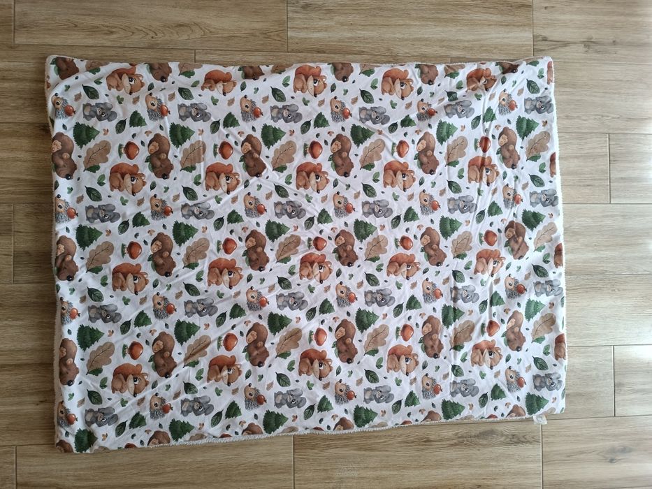 Gruby bardzo ciepły kocyk dla dziecka 120x90