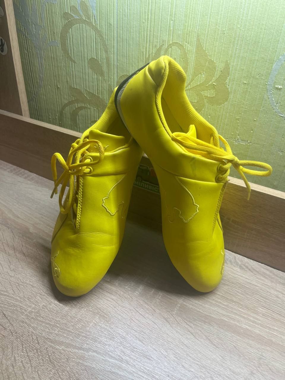 Кросівки  PUMA .