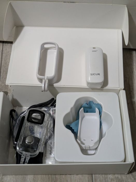 Екшн камера SJCAM C100+ 4k