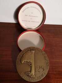 Medalha comemorativa do 125º Aniversário do Banco de Portugal.