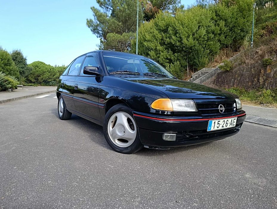 Opel Astra 1.4i GT