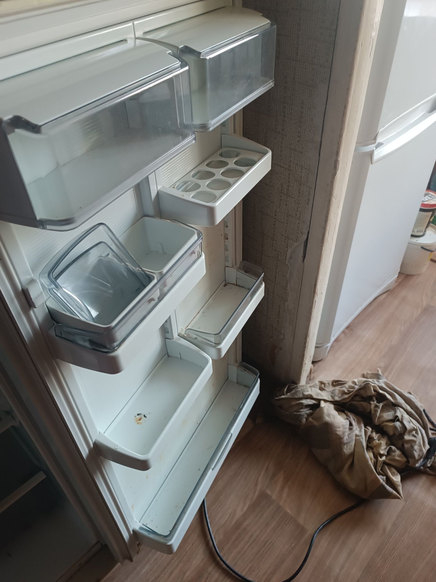 Продам холодильник Атлант
