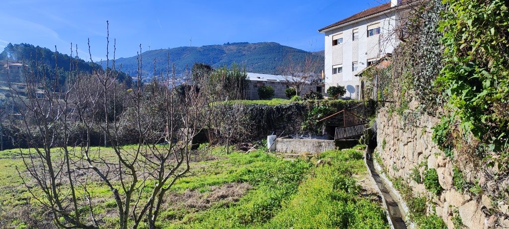 Venda de casa com terreno 1400m2