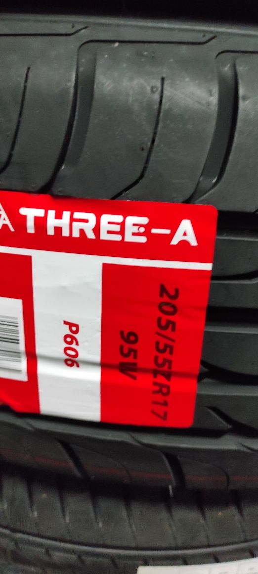 Pneus 205/55r17 Three A Novos