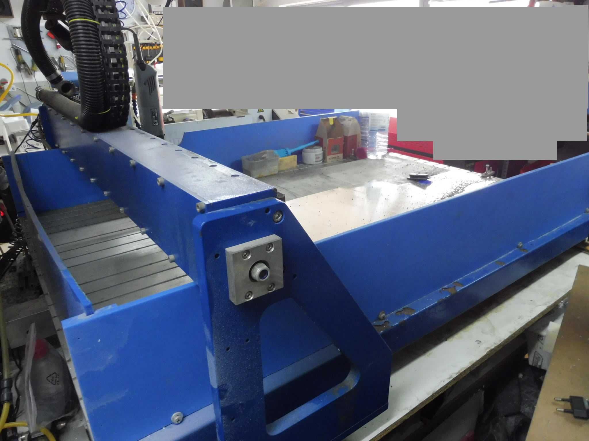 FRESADORA CNC  1000X1200mm