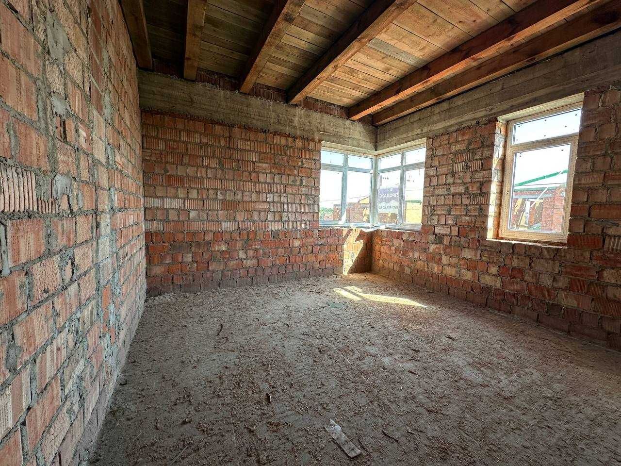 Котедж в с.Солонці "Козирна Вісімка"