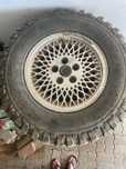4 fedima f mud 225/75 R15 com jantes Jeep