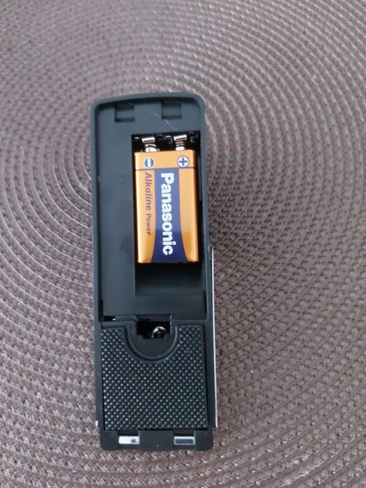 Bezprzewodowy alarm otwartych drzwi, okien.