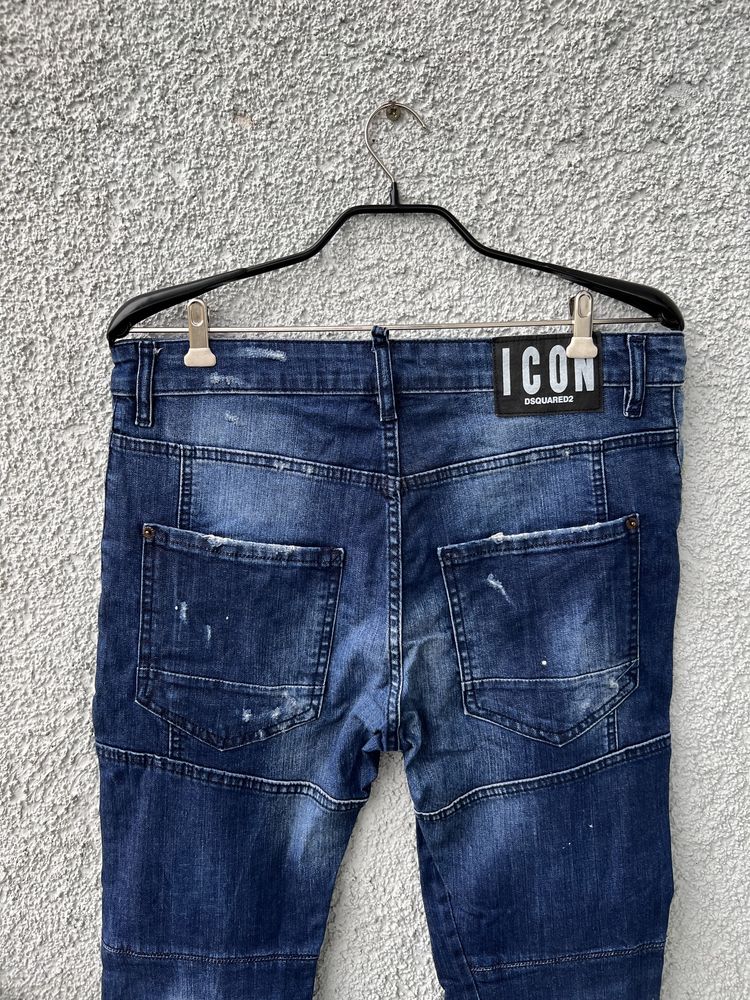 Джинси Dsquared2