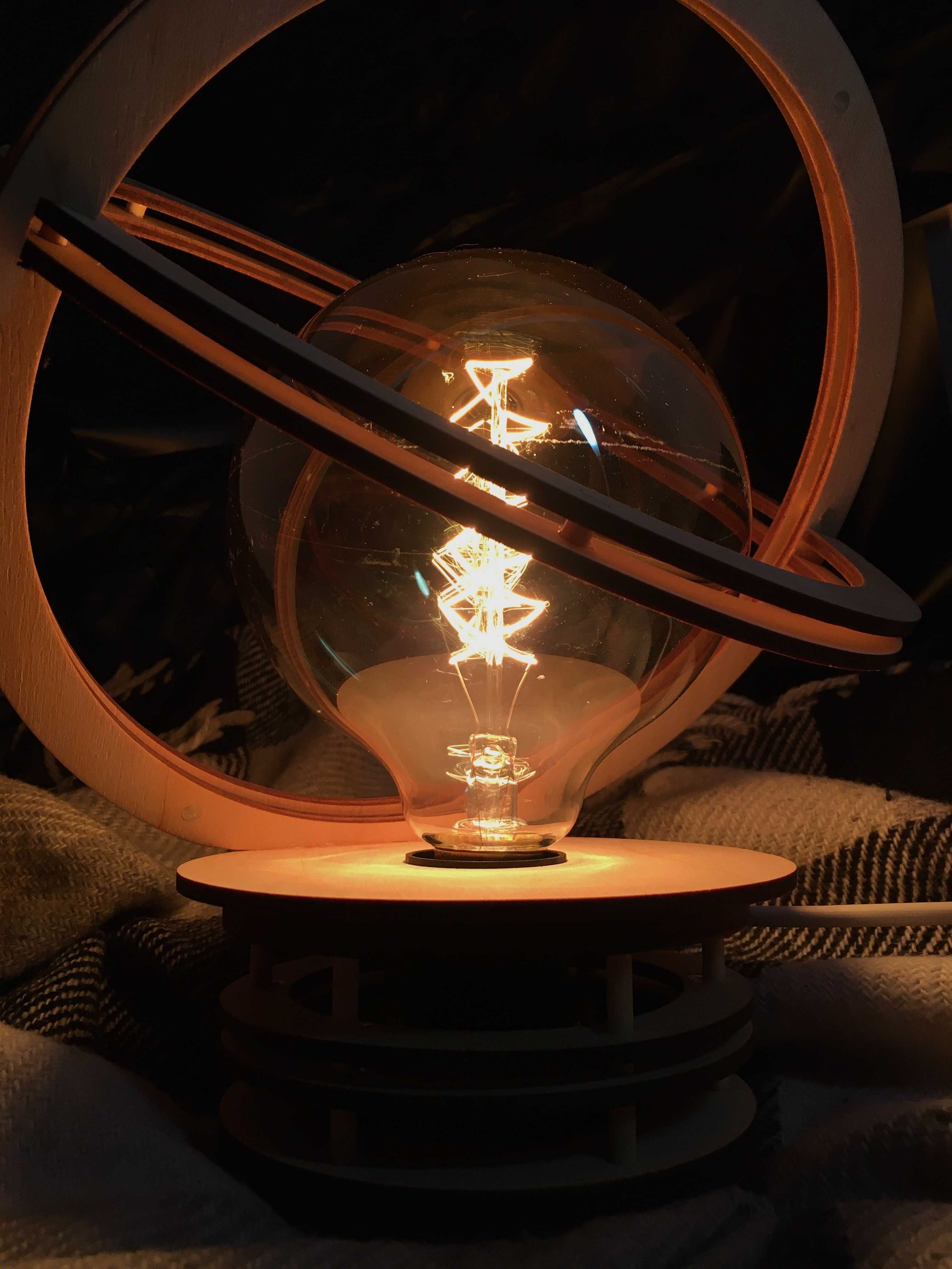 Настольный декоративный светильник с лампой Edison