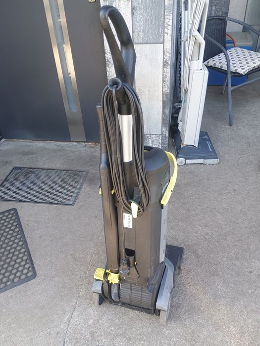 Szorowarka kompaktowa Karcher Profesjonalne br30/4C