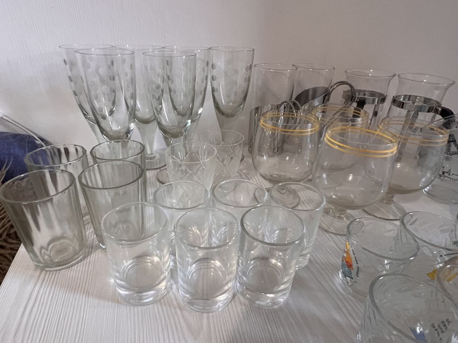 Келихи кружки чарки