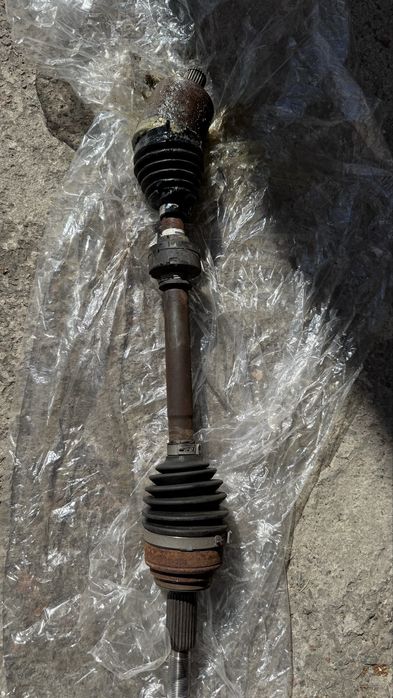 Під відновлення передня права піввісь, подушка руля, арка Ford Mach-e