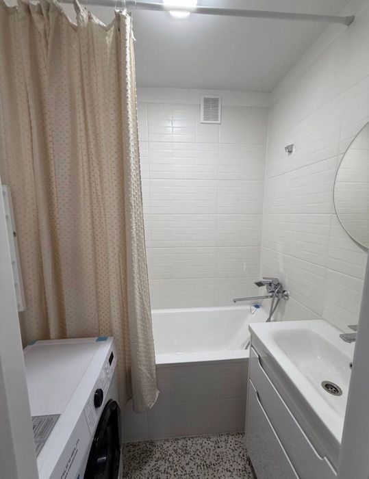 Продаж 2-кім квартири, ТЦ Майдан