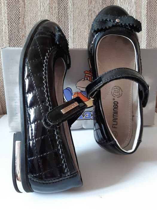 Туфли для девочки бренда GENUINE LEATHER. Разм 31