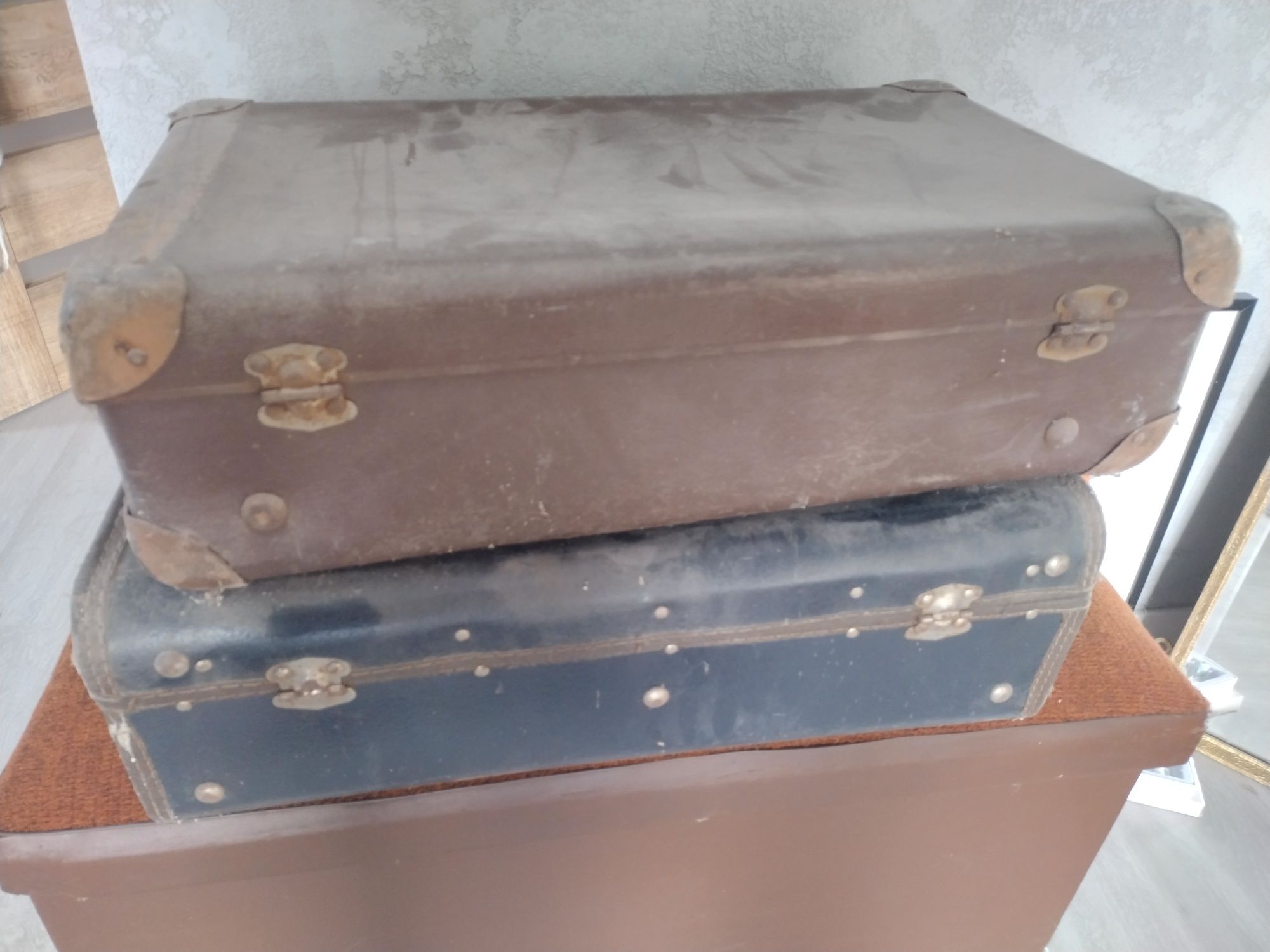Stare walizki eksponaty