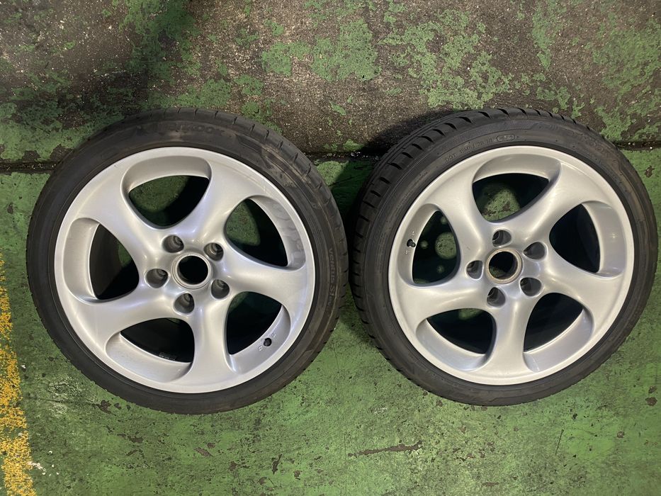 Jantes porsche originais e pneus 265/35/18