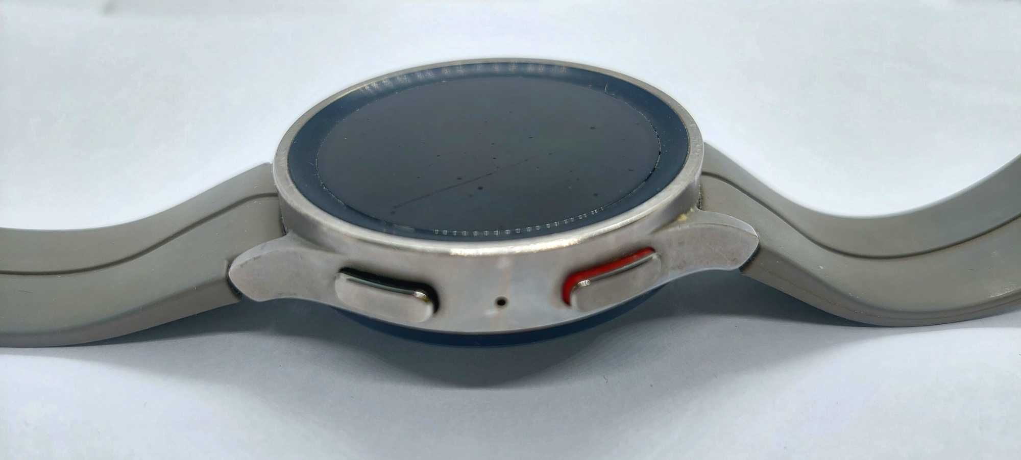 Smartwatch Samsung Galaxy Watch5 SMR925F Titanium 45mm LTE Szary/Cz-wa