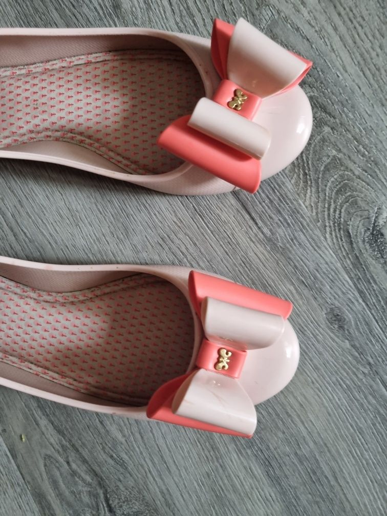 Buty baleriny Zaxy 39 z kokarda