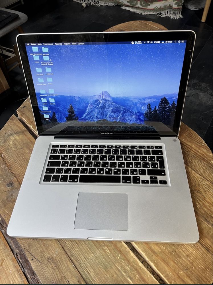 Macbook Pro15” i7 чотирьох ядерний 8gb 750gb