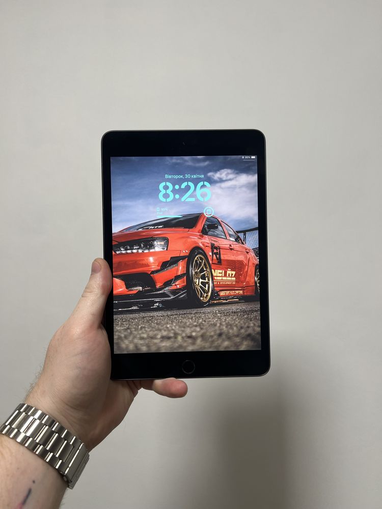 Apple Ipad mini5 2020 64 в отличном состоянии Apple pencil