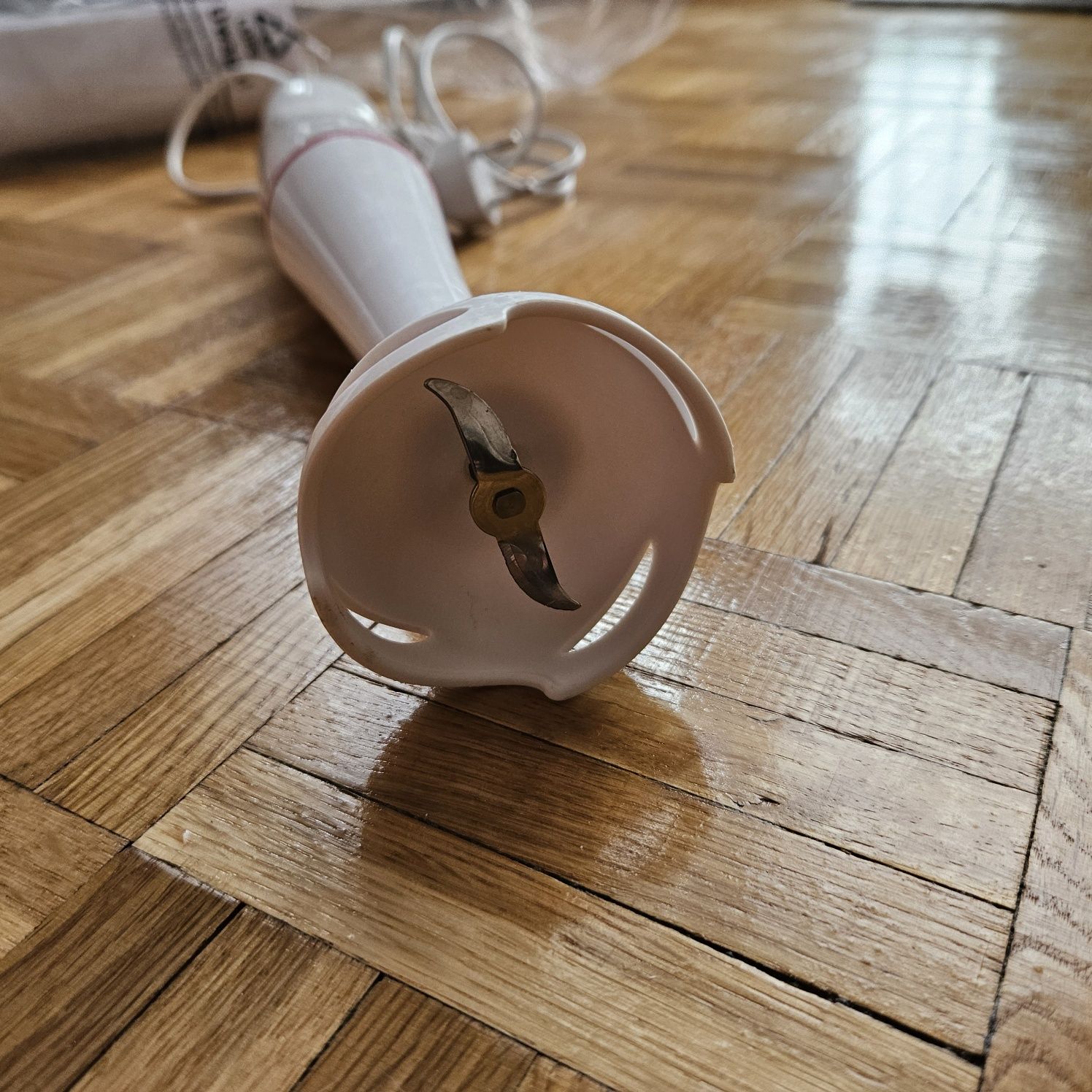 Blender ręczny marki HOFFEN