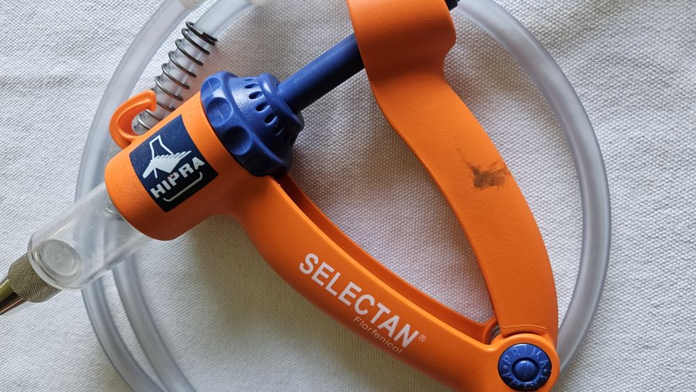 NOWA Strzykawka automatyczna z wężykiem regulowana pojemność co 0,5 ml