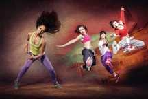 Тренировки танцы Zumba зумба фитнес, Космический м-н, ост. Высотная