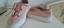 Sneakersy sztuczny zamsz 40