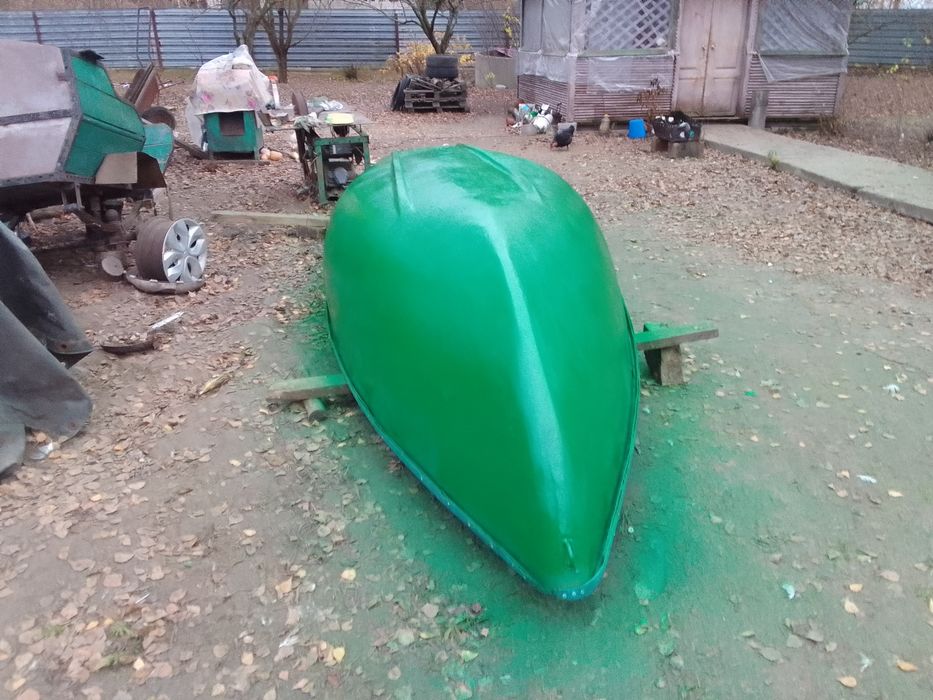 Продам лодка шлюпка.