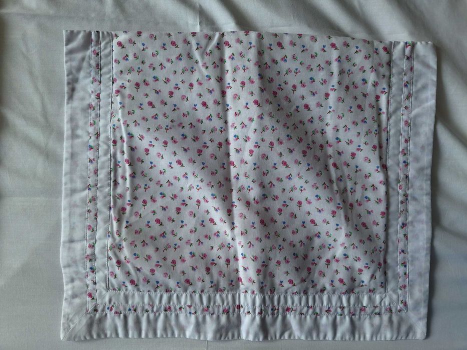 Conjunto lençóis cama bebé