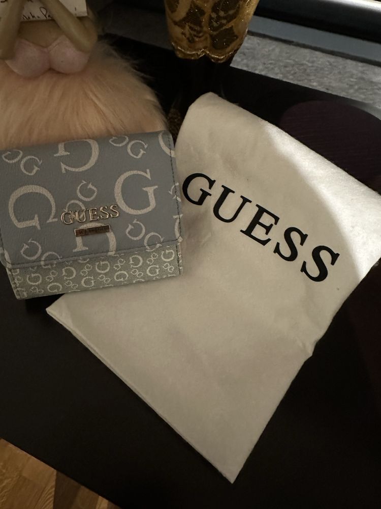 Porta Moedas Guess
