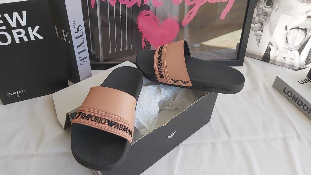 Chinelo EA7 Emporio Armani T38