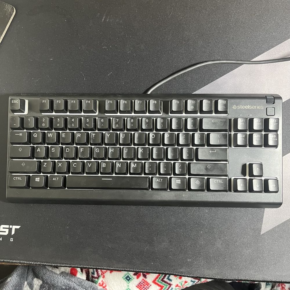 Teclado Gaming Steelseries APEX 3 TKL