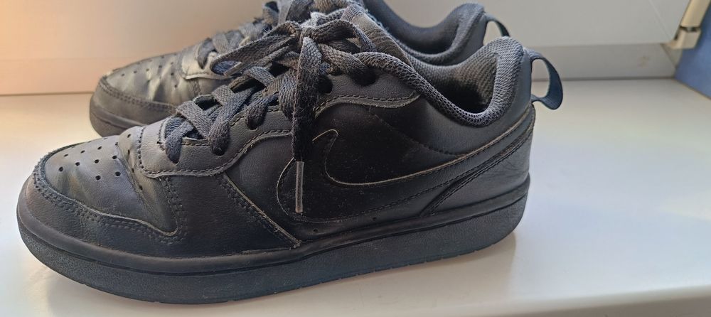 Дитячі кросівки nike 35,5 розмір