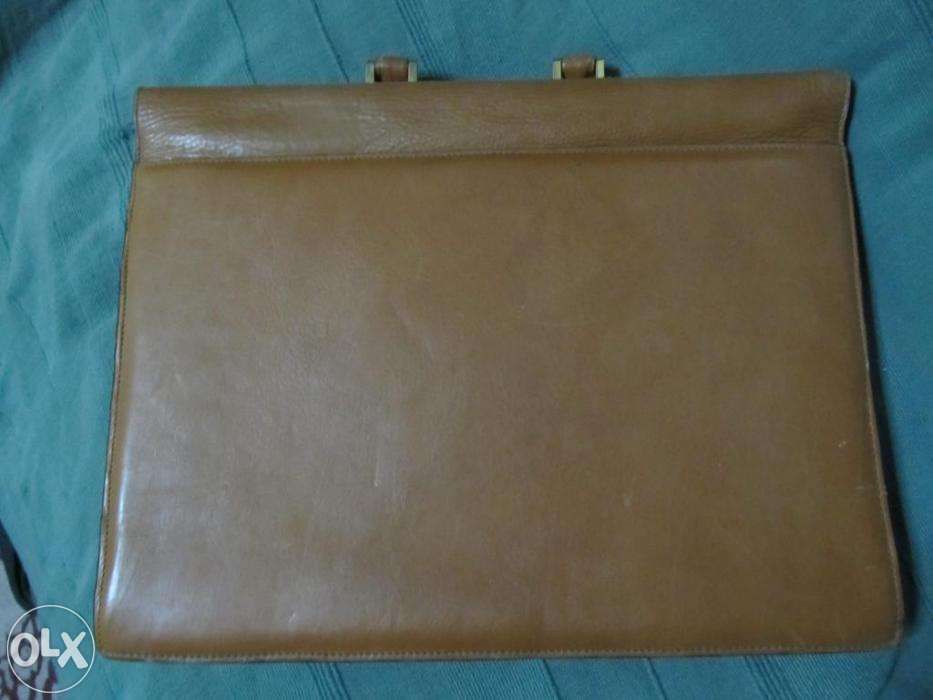 Портфель кожаный новый Европа.