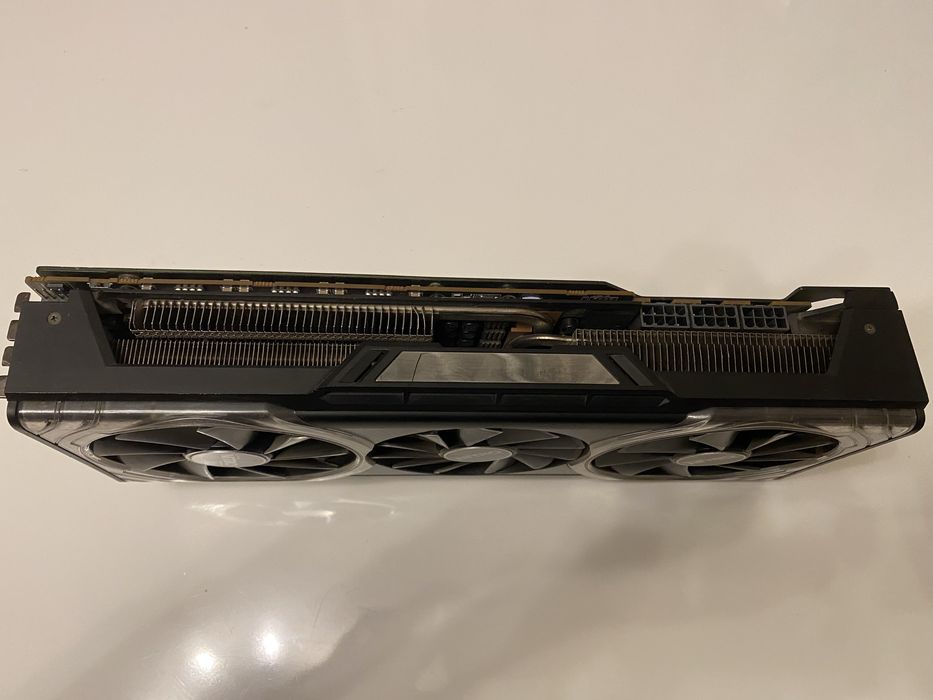 Відеокарта sapphire rx vega 56 nitro+ 8gb