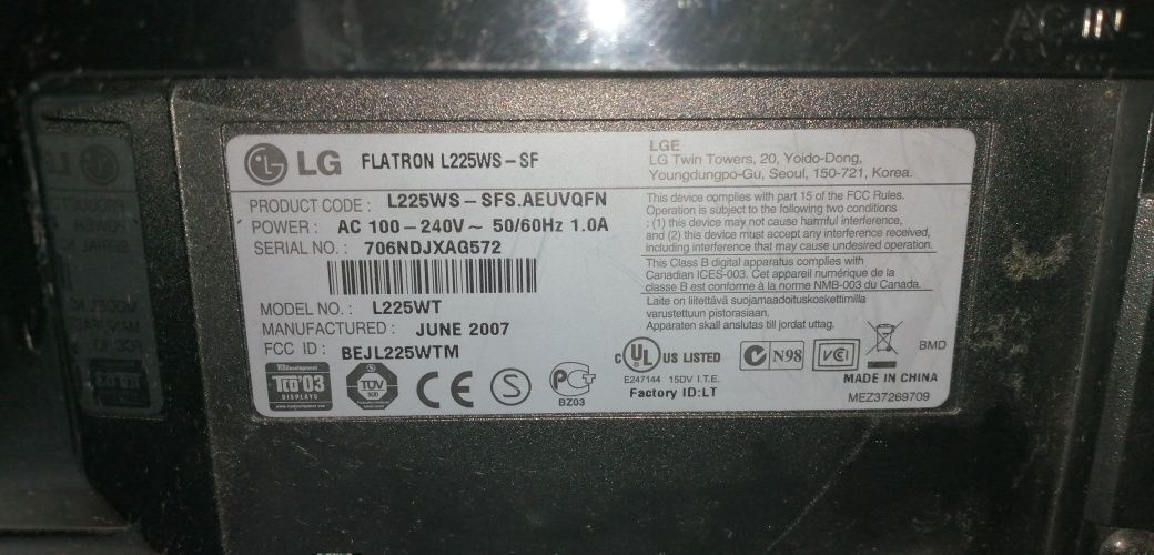 Monitor LG FLATRON 22"