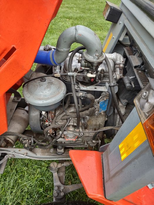 Traktor ogrodowy kmz 012