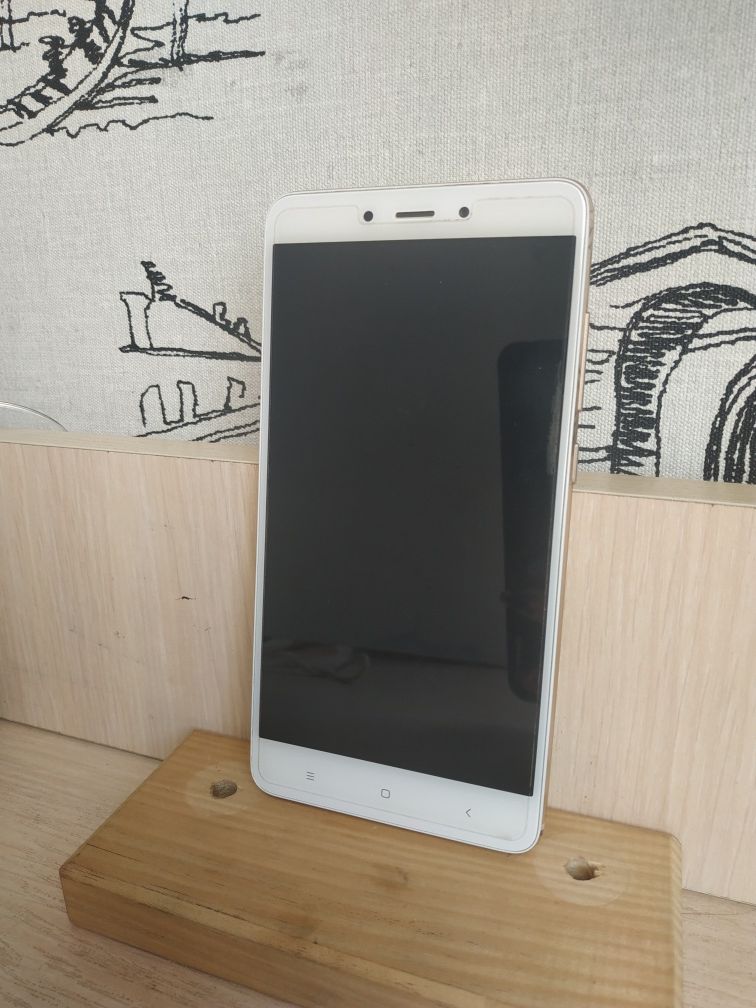 Телефон Redmi Note 4
