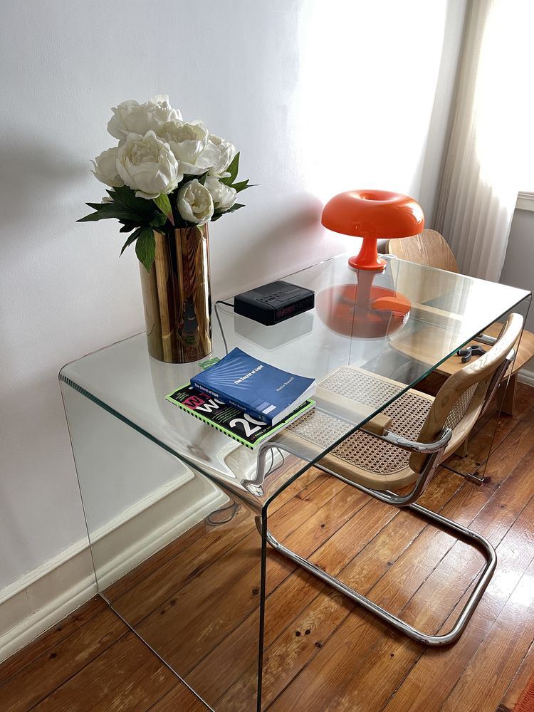 Mesa/secretaria de vidro