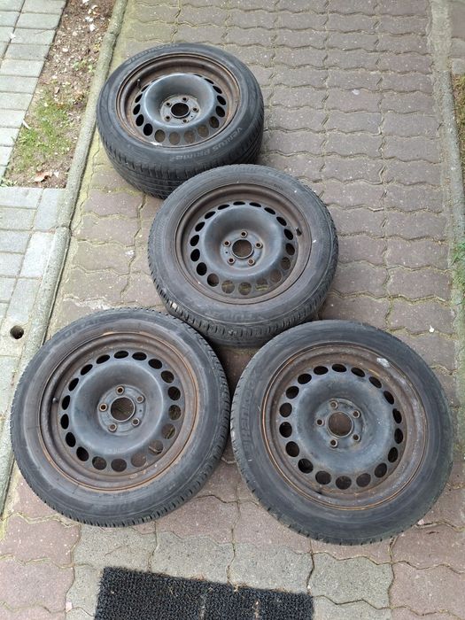 Opony i felgi stalowe 205/55 R16 letnie