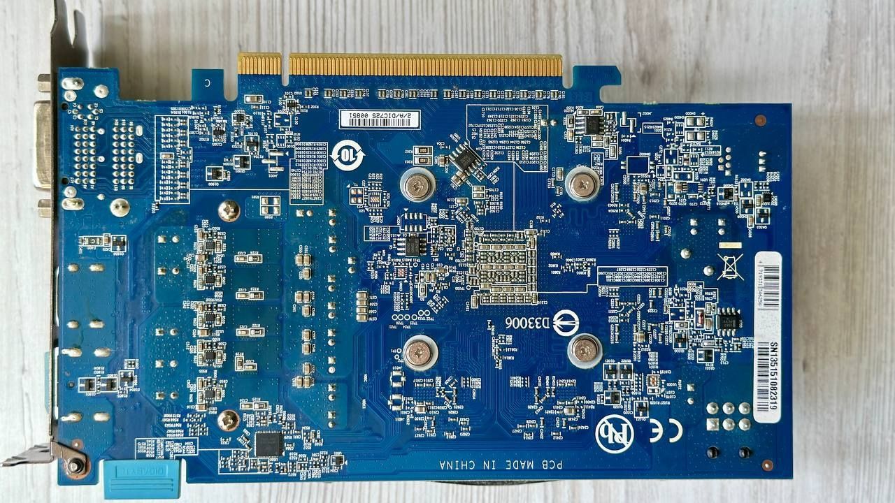 Відеокарта GIGABYTE Radeon R7