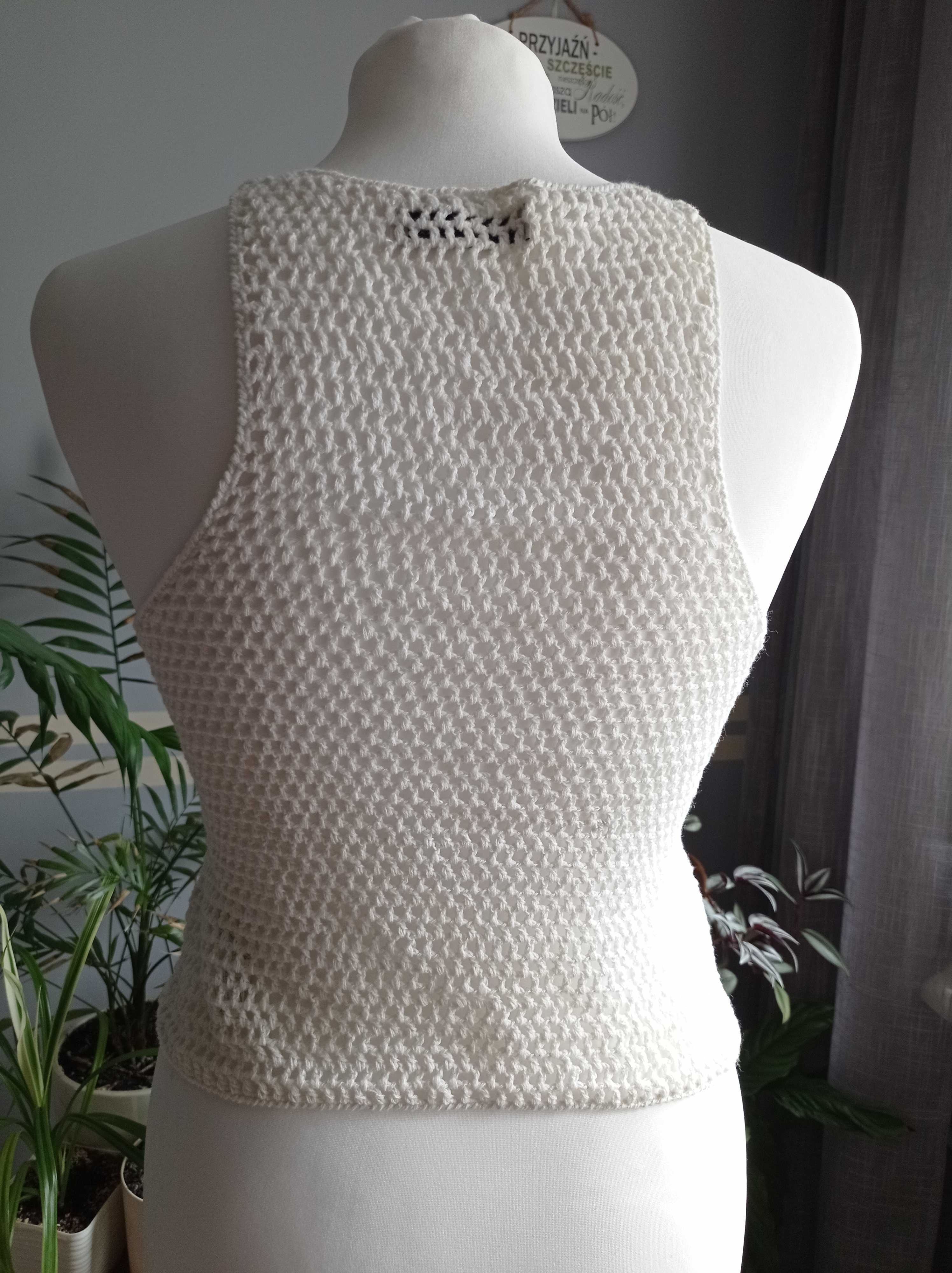 Biała bluzka/crop top - STRADIVARIUS