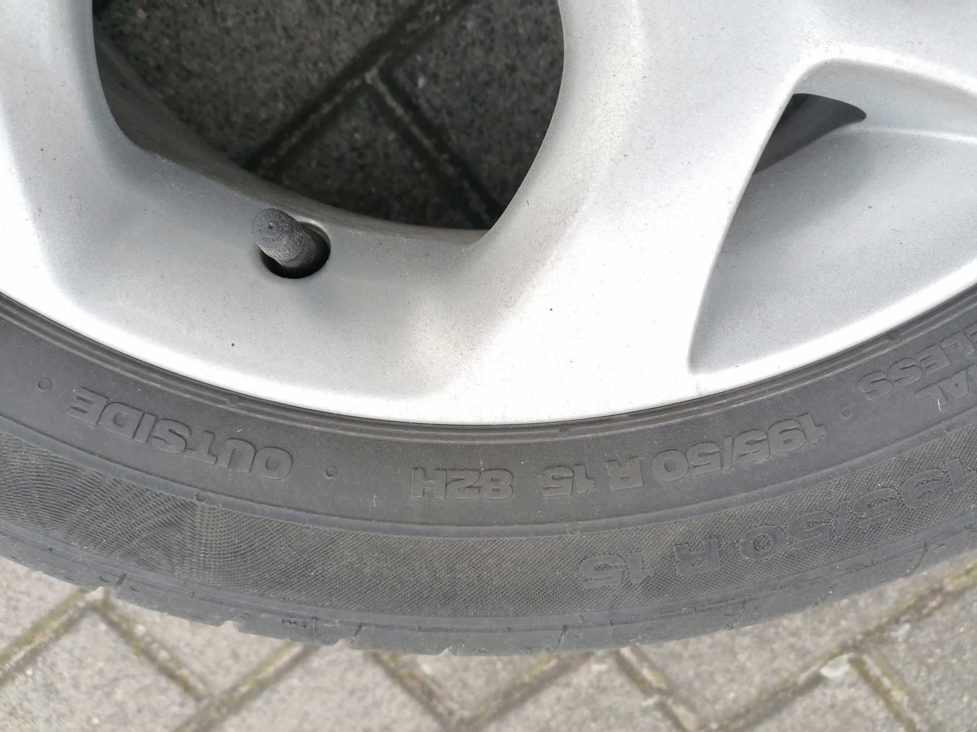 Opony używane Continental 195/50 R15 letnie komplet 3mm